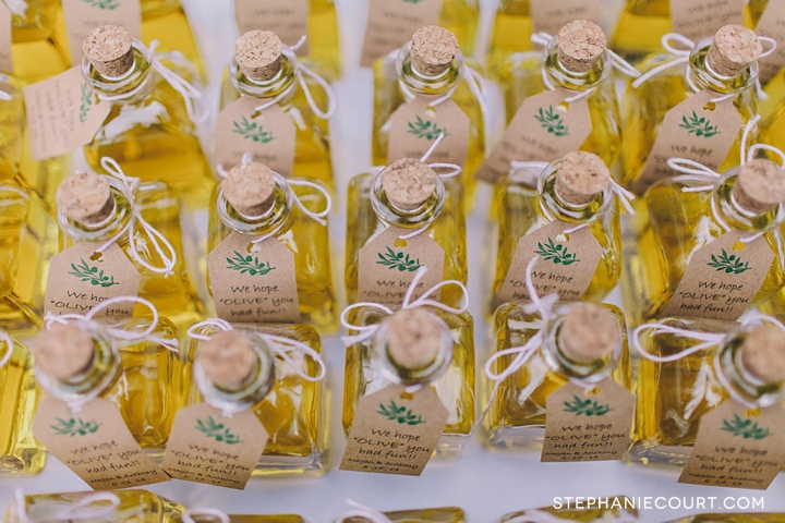 apulian edible favors, bottle of olive oil