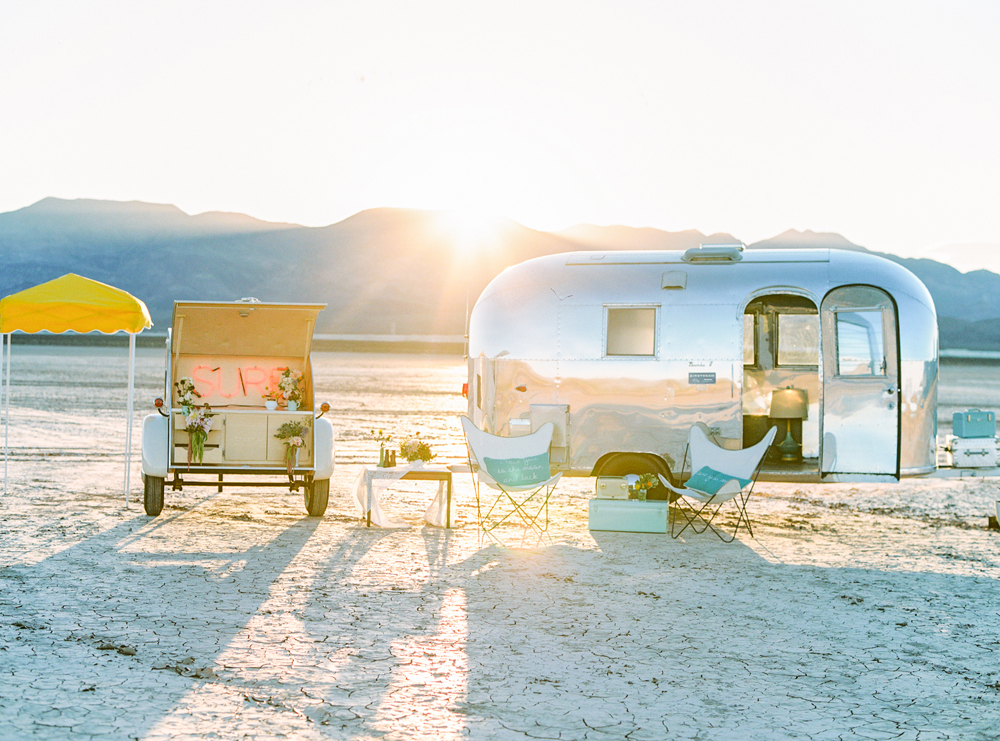 Classic Vegas elopements with a dash of retro-mod style, with a mobile trailer to get married anywhere in the city!
